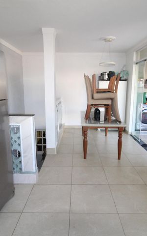 Casa para alugar com 100m², 3 quartos e 1 vagaCozinha
