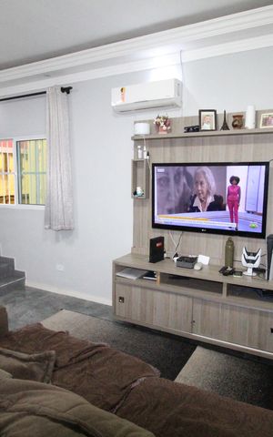 Casa para alugar com 100m², 3 quartos e 1 vagaSala