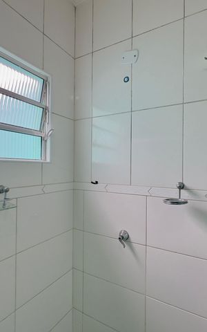 Casa à venda com 200m², 3 quartos e 4 vagas Casa à venda com 200m², 3 quartos e 4 vagasBanheiro 1