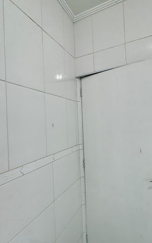 Casa à venda com 200m², 3 quartos e 4 vagas Casa à venda com 200m², 3 quartos e 4 vagasBanheiro 1