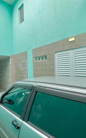 Casa à venda com 200m², 3 quartos e 4 vagas Casa à venda com 200m², 3 quartos e 4 vagasGaragem