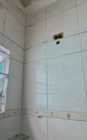 Casa à venda com 200m², 3 quartos e 4 vagas Casa à venda com 200m², 3 quartos e 4 vagasBanheiro 3