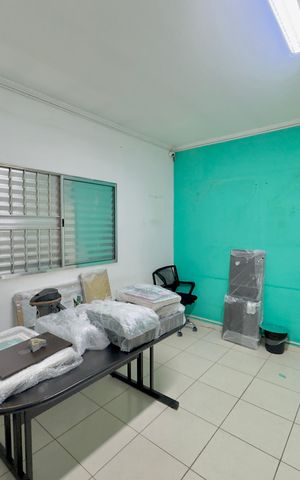 Casa à venda com 200m², 3 quartos e 4 vagas Casa à venda com 200m², 3 quartos e 4 vagasQuarto 3