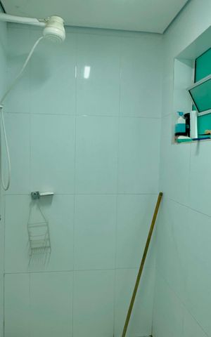 Casa à venda com 200m², 3 quartos e 4 vagas Casa à venda com 200m², 3 quartos e 4 vagasBanheiro 4