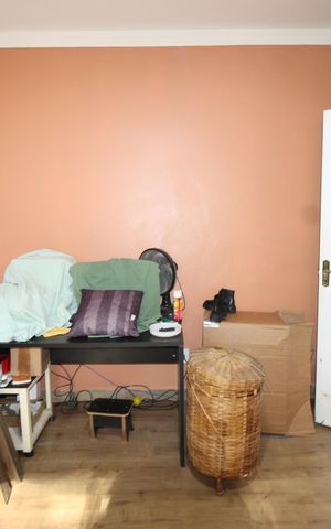 Casa à venda com 200m², 2 quartos e 4 vagasQuarto 2