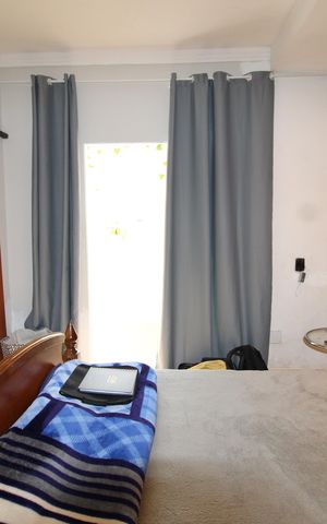 Casa à venda com 200m², 2 quartos e 4 vagasQuarto 1 com Suíte