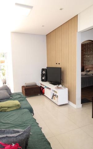 Casa à venda com 200m², 2 quartos e 4 vagasSala 1