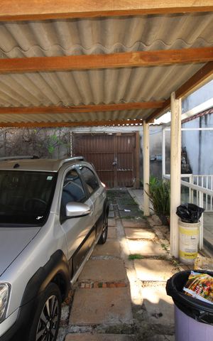 Casa à venda com 200m², 2 quartos e 4 vagasGaragem