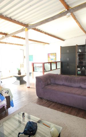 Casa à venda com 200m², 2 quartos e 4 vagasSala 3