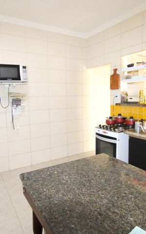 Casa à venda com 200m², 2 quartos e 4 vagasCozinha