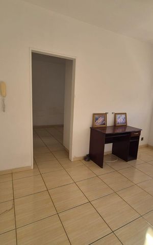 Apartamento à venda com 45m², 1 quarto e 1 vaga