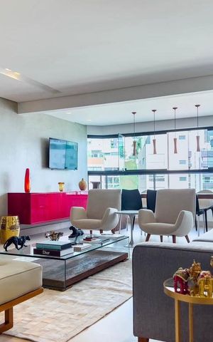 Apartamento à venda com 134m², 4 quartos e 2 vagas Apartamento à venda com 134m², 4 quartos e 2 vagasSala