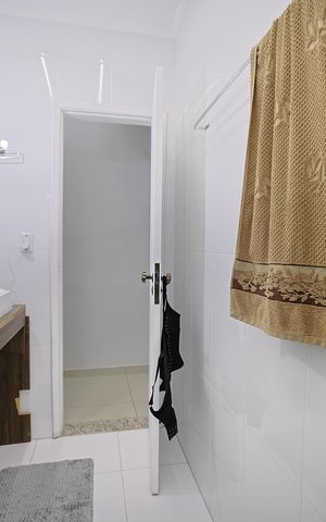 Casa para alugar com 210m², 3 quartos e 2 vagasBanheiro Social