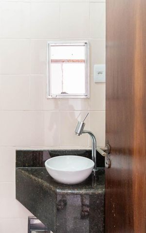 Apartamento para alugar com 347m², 3 quartos e 2 vagasBanheiro 