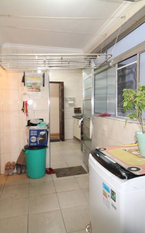 Apartamento à venda com 93m², 4 quartos e 1 vagaÁrea de Serviço