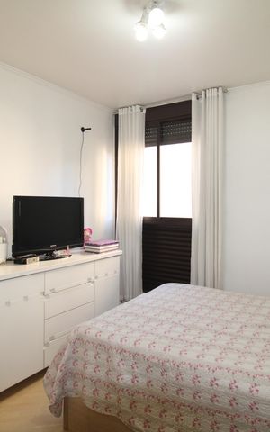 Apartamento à venda com 93m², 4 quartos e 1 vagaQuarto 1