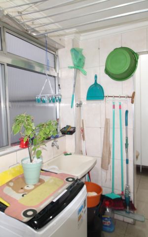 Apartamento à venda com 93m², 4 quartos e 1 vagaÁrea de Serviço
