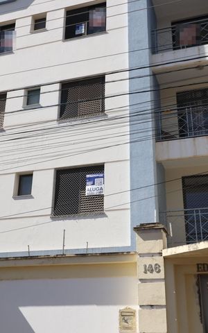 Apartamento para alugar com 110m², 3 quartos e 1 vagaPlaquinha
