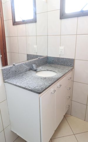 Apartamento para alugar com 110m², 3 quartos e 1 vagaBanheiro do Quarto 2