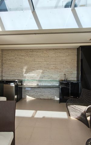 Apartamento à venda com 191m², 1 quarto e 2 vagas Apartamento à venda com 191m², 1 quarto e 2 vagasCobertura