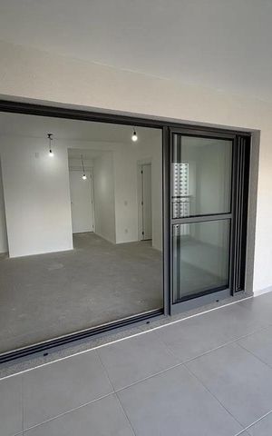 Apartamento à venda com 115m², 3 quartos e 1 vaga Apartamento à venda com 115m², 3 quartos e 1 vagaVaranda