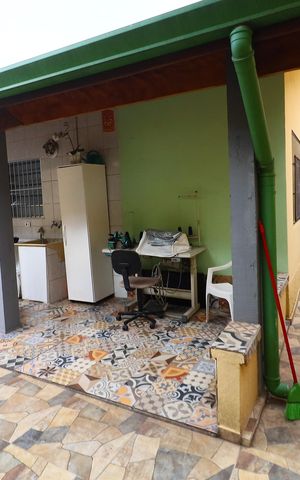 Casa à venda com 114m², 2 quartos e 1 vagaQuintal
