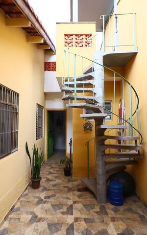 Casa à venda com 114m², 2 quartos e 1 vagaQuintal