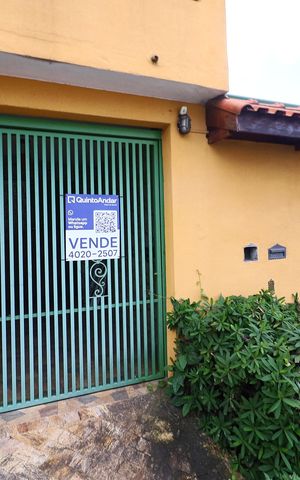 Casa à venda com 114m², 2 quartos e 1 vagaFachada