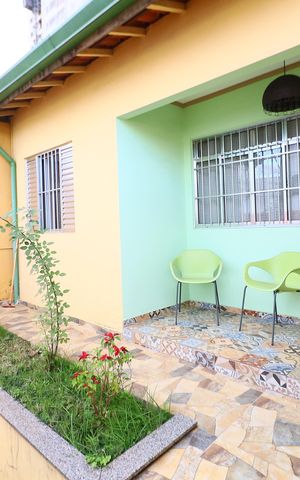 Casa à venda com 114m², 2 quartos e 1 vagaFachada