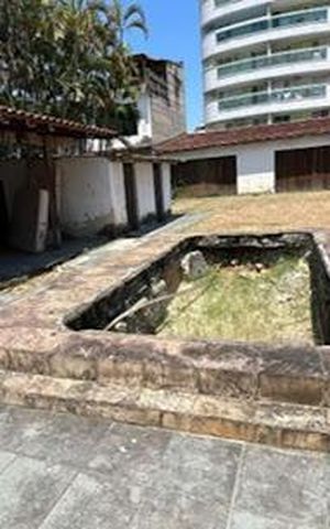 Casa à venda com 350m², 4 quartos e 12 vagas