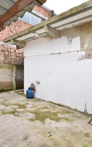 Casa para alugar com 45m², 2 quartos e 1 vagaÁrea externa
