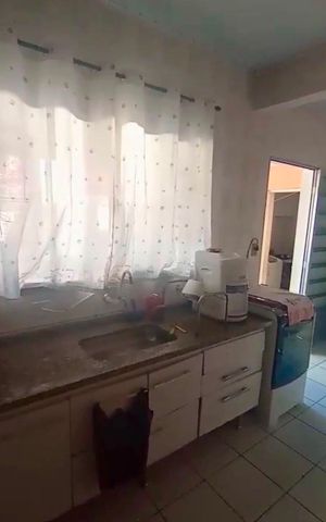 Casa à venda com 100m², 2 quartos e 3 vagas