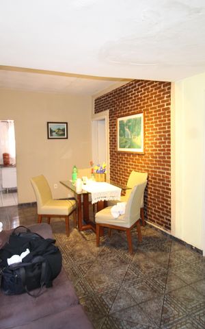 Casa à venda com 100m², 2 quartos e 3 vagasSala