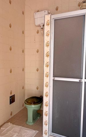 Casa para alugar com 130m², 5 quartos e 1 vaga Casa para alugar com 130m², 5 quartos e 1 vagaBanheiro de serviço