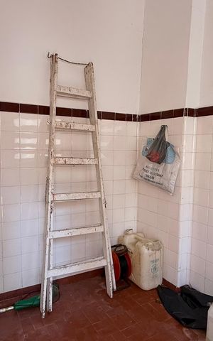 Casa para alugar com 130m², 5 quartos e 1 vaga Casa para alugar com 130m², 5 quartos e 1 vagaQuarto de Serviço