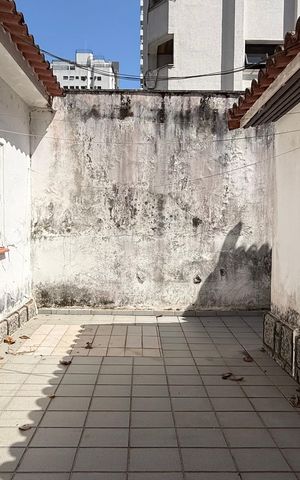 Casa para alugar com 130m², 5 quartos e 1 vaga Casa para alugar com 130m², 5 quartos e 1 vagaQuintal