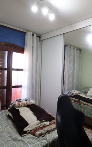 Casa à venda com 201m², 5 quartos e 2 vagasQuarto 3
