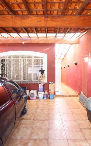 Casa à venda com 201m², 5 quartos e 2 vagasGaragem
