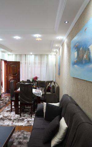 Casa à venda com 201m², 5 quartos e 2 vagasSala de estar