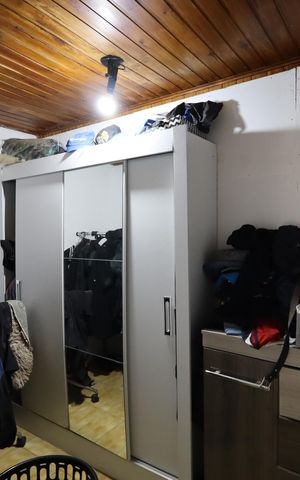 Casa à venda com 201m², 5 quartos e 2 vagascloset 