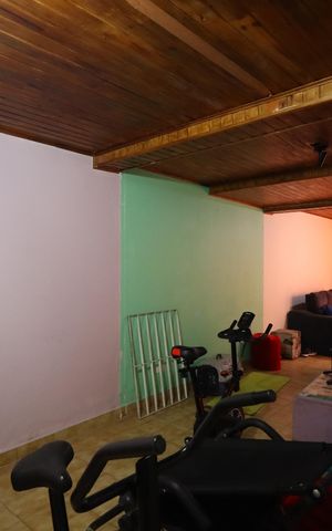 Casa à venda com 201m², 5 quartos e 2 vagasQuarto 4