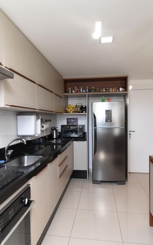 Apartamento à venda com 69m², 2 quartos e 1 vagaSala e Cozinha