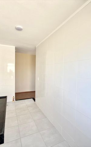 Apartamento para alugar com 48m², 2 quartos e 1 vaga Apartamento para alugar com 48m², 2 quartos e 1 vagaCozinha e Área de Serviço