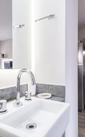 Apartamento à venda com 29m², 1 quarto e sem vaga Apartamento à venda com 29m², 1 quarto e sem vagaBanheiro