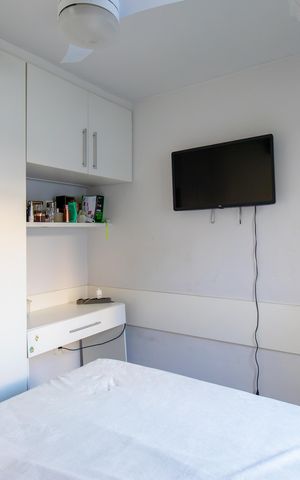 Casa à venda com 200m², 4 quartos e 2 vagas Casa à venda com 200m², 4 quartos e 2 vagasQuarto 2
