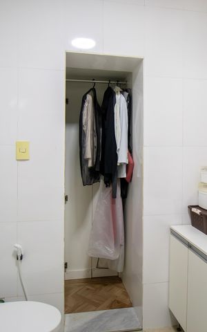 Casa à venda com 200m², 4 quartos e 2 vagas Casa à venda com 200m², 4 quartos e 2 vagasBanheiro da Suíte 2