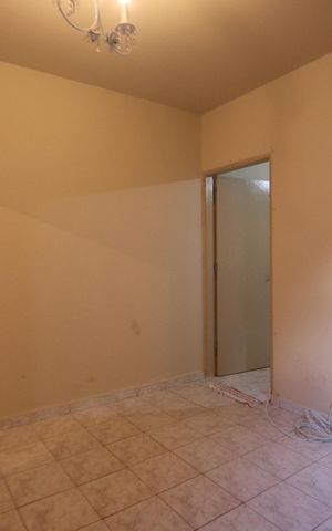 Casa para alugar com 35m², 1 quarto e sem vagaSala