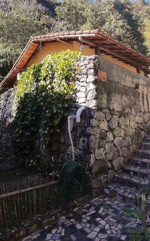 Casa para alugar com 50m², 4 quartos e sem vaga Casa para alugar com 50m², 4 quartos e sem vagaCasa Hóspedes