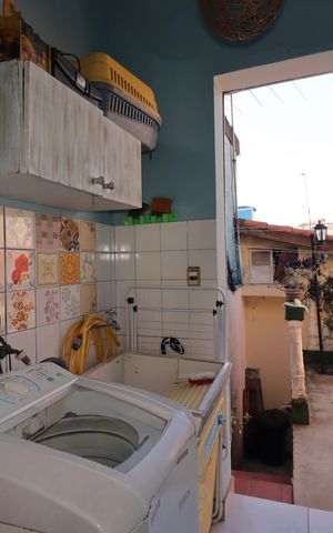 Casa à venda com 88m², 2 quartos e 1 vagaÁrea de Serviço