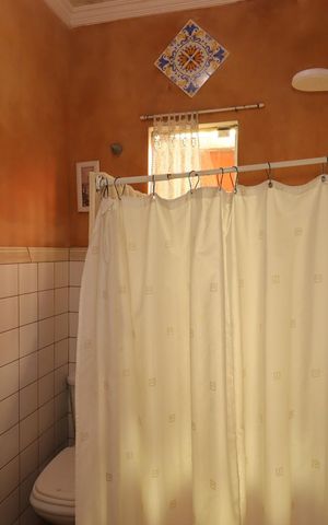 Casa à venda com 88m², 2 quartos e 1 vagaBanheiro